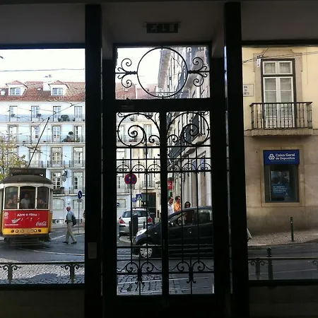 Apartamento No Largo Camoes דירה