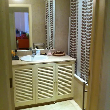Apartamento No Largo Camoes ליסבון